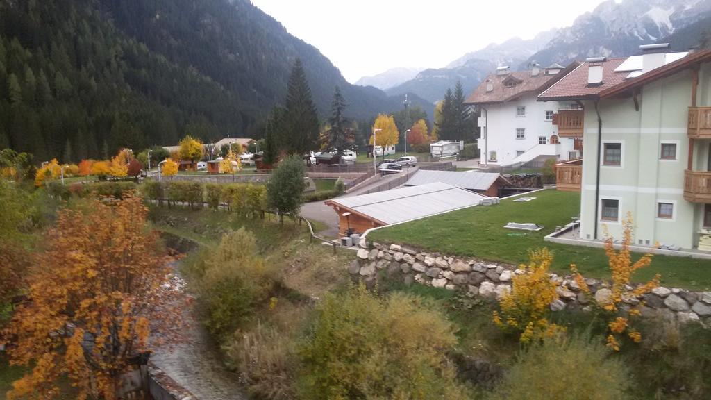 Appartamento Ivo Campitello di Fassa Zimmer foto